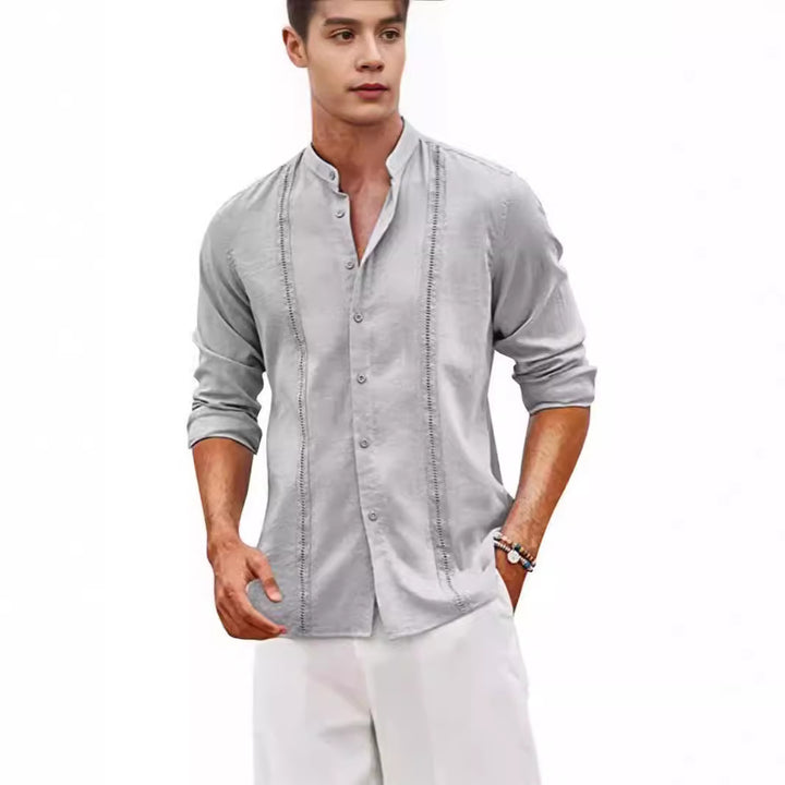Herren Elegantes Langarmhemd mit Stehkragen und feinen Stickdetails Echoarchiv