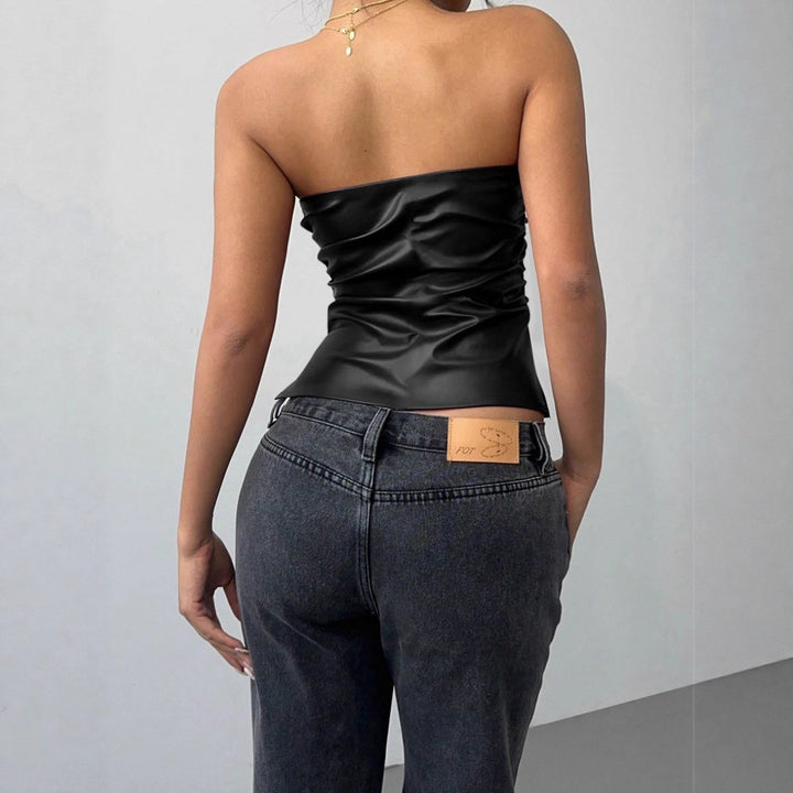 Damen Figurumspielendes Oberteil im edgy Lederlook Echo Archiv