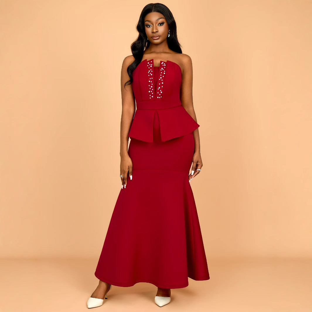 Damen Elegantes Peplum Abendkleid mit herzförmigem Ausschnitt und glitzernden Akzenten Echo Archiv