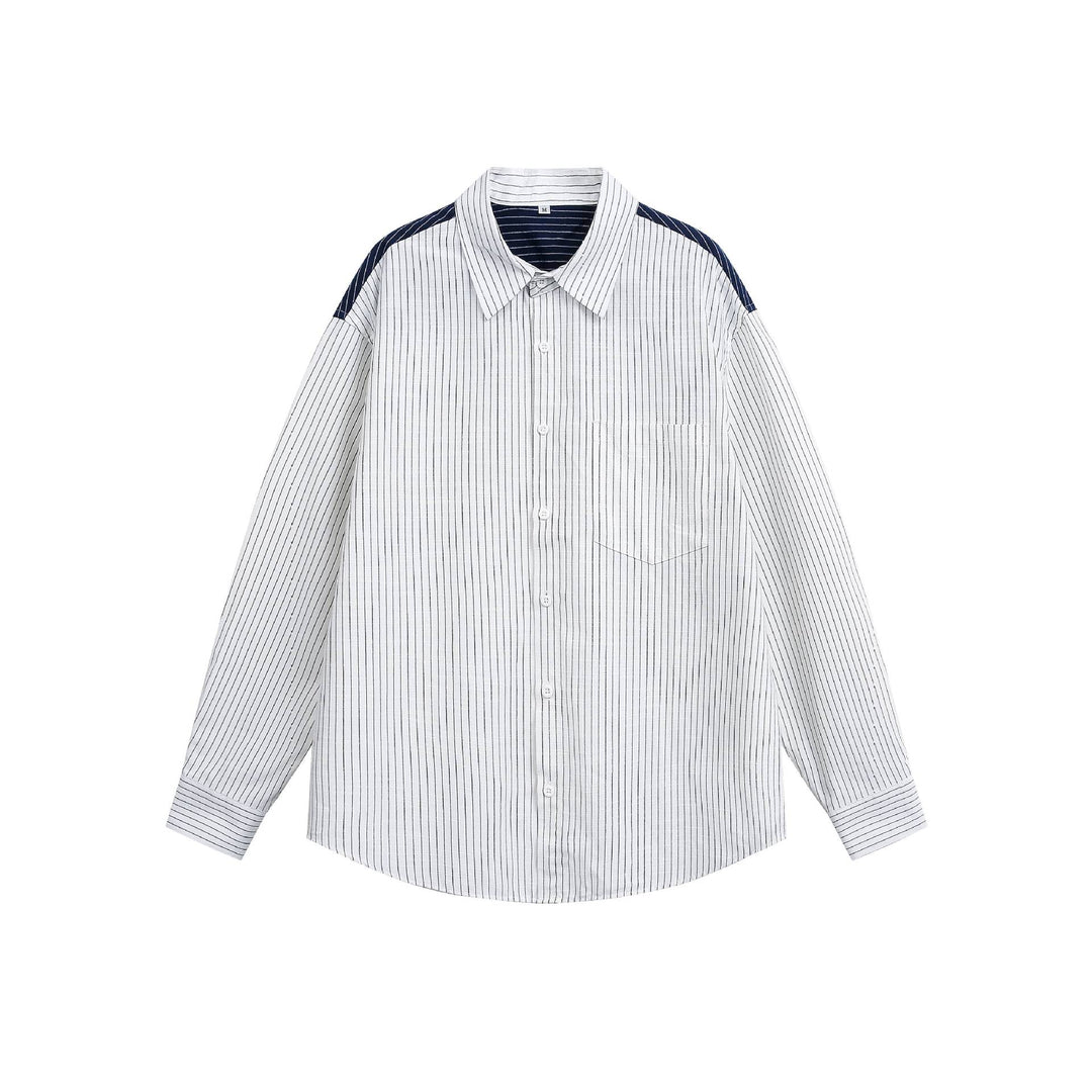Unisex Oversize-Hemd mit Nadelstreifen und kontrastierter Schulterpasse Echoarchiv