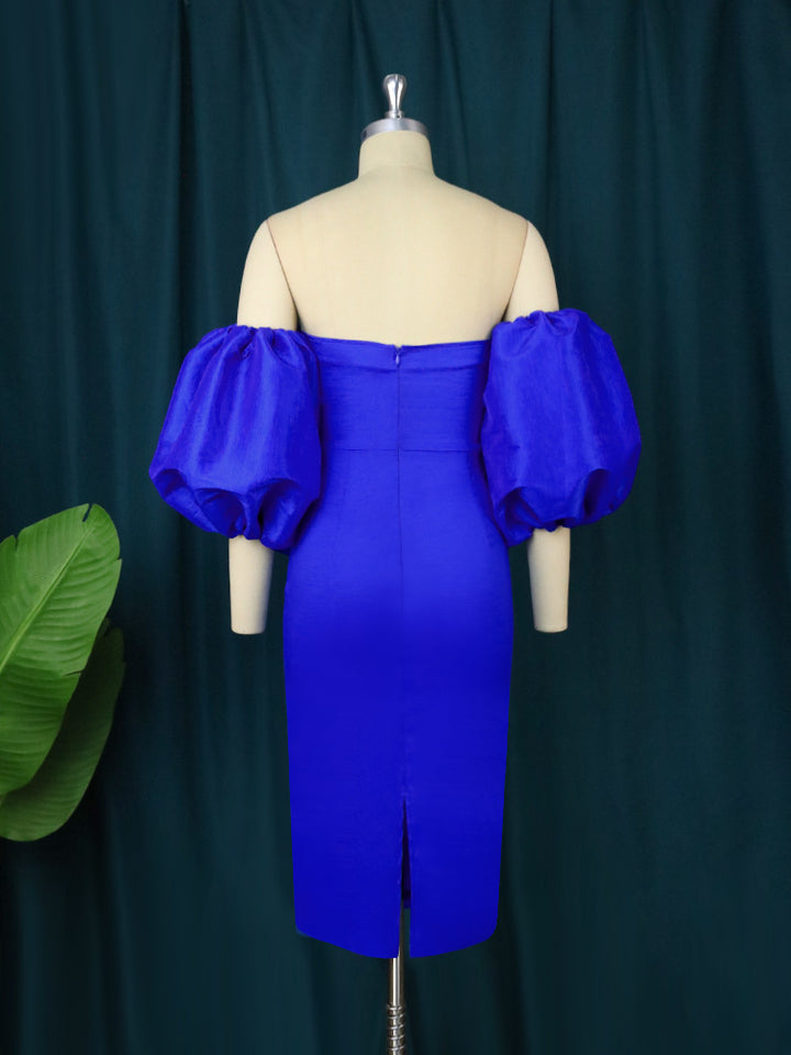 Damen figurbetontes Kleid mit schulterfreiem Design und voluminösen Puffärmeln Echo Archiv