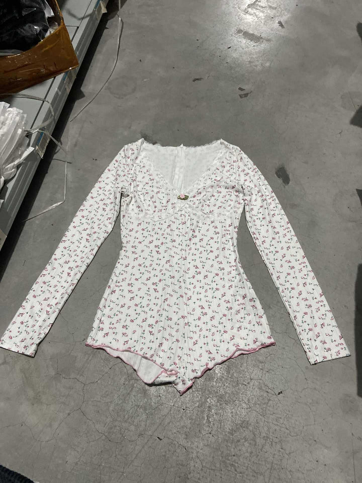 Damen Schlafbody mit zarter Spitzenverzierung und floralem Design Echo Archiv
