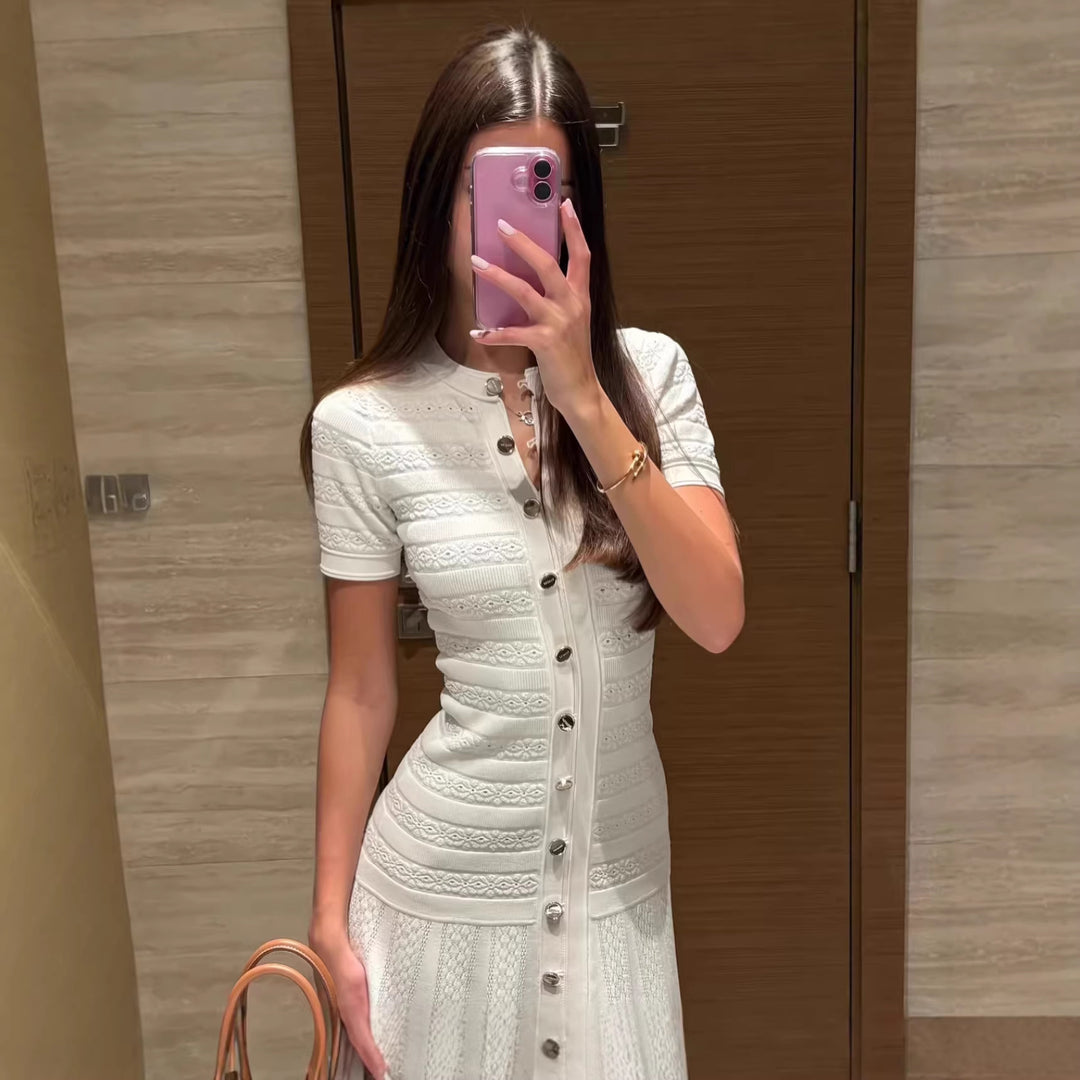 Damen elegantes Strickkleid mit durchgehendem Knopfverschluss Echo Archiv