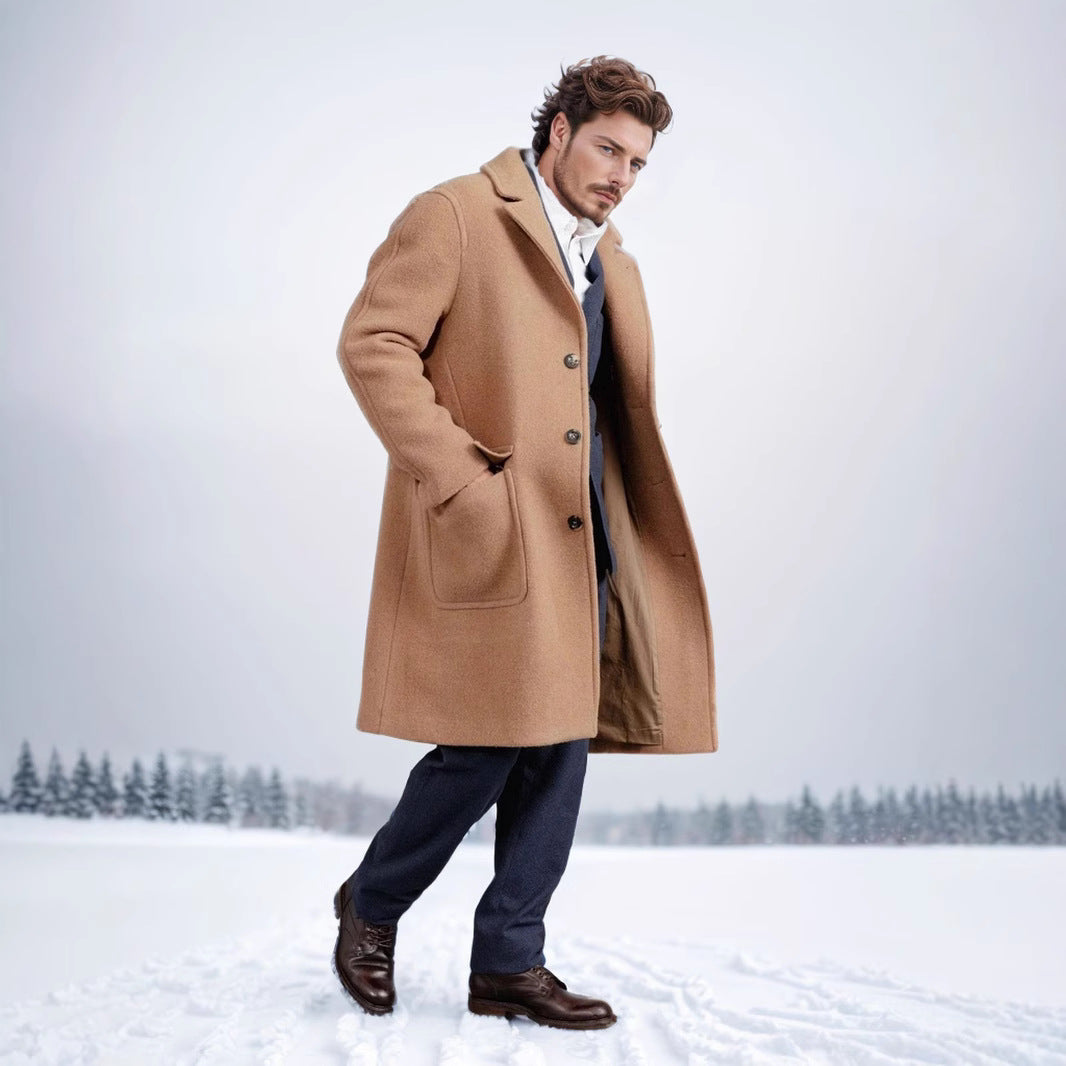 Herren eleganter Wollmantel mit modernem Schnitt und praktischen Taschen Echoarchiv