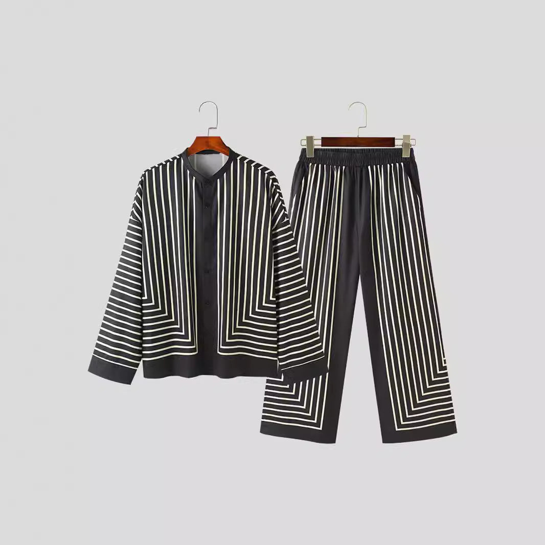 Damen Modernes Freizeit-Set mit geometrischem Muster Echoarchiv
