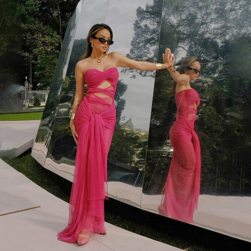 Damen Elegantes trägerloses Maxikleid mit raffinierten Drapierungen und transparenter Optik Echo Archiv