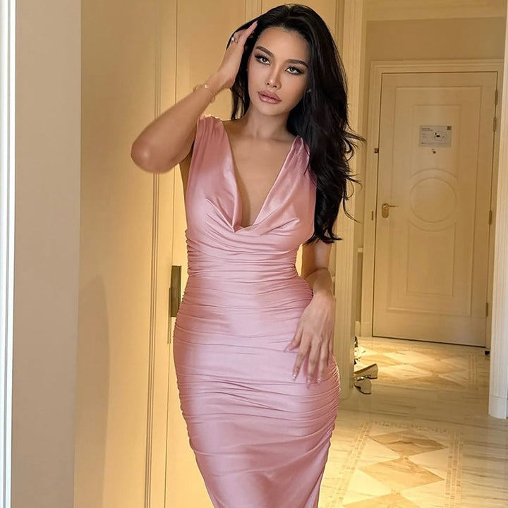 Damen Elegantes Maxikleid mit raffinierten Drapierungen Echo Archiv