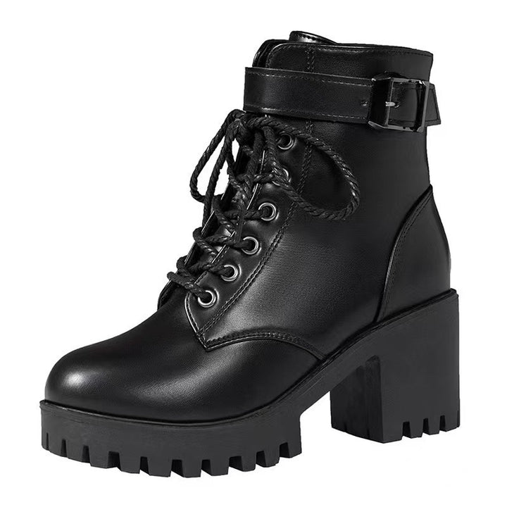 Damen nan Plateau-Schnürstiefelette aus Kunstleder mit profilierter Gummisohle und verstellbarem Schnallenriemen Echo Archiv