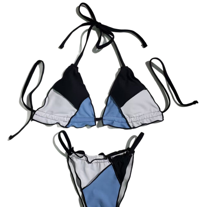 Damen Bikinis mit verspieltem Schnitt und Rüschen Echo Archiv