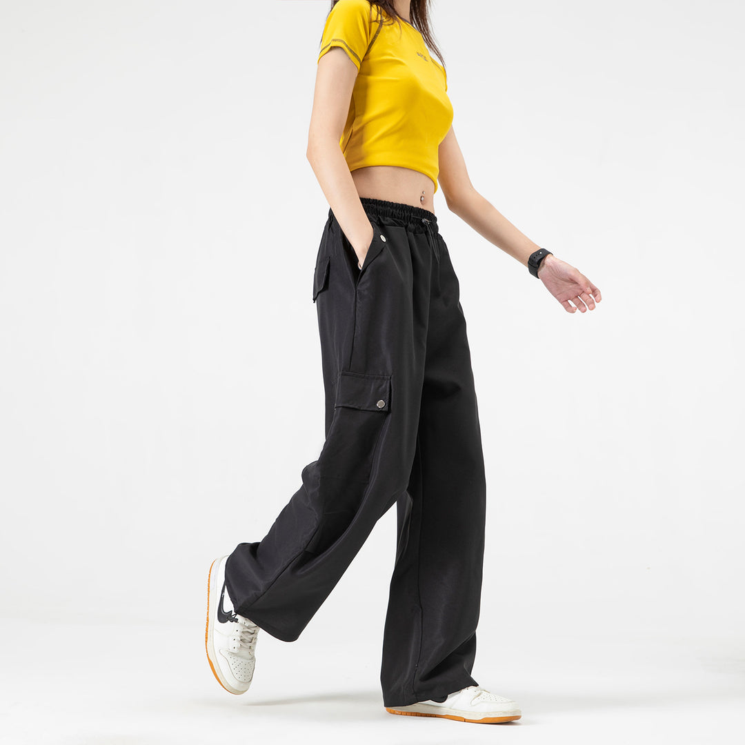 Damen Baggy-Cargo-Hose mit Tunnelzugbund, großen Klappentaschen und verstellbarem Saum Echo Archiv