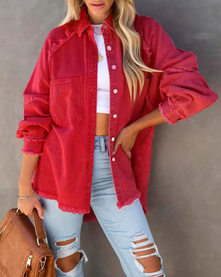 Damen nan oversized Hemdjacke im Used‑Look mit ausgefransten Kanten und aufgesetzten Pattentaschen Echo Archiv