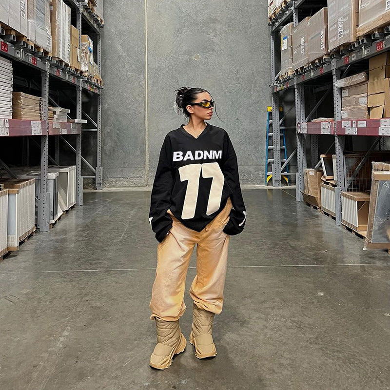 Damen Oversize Sport-Sweatshirt mit V-Ausschnitt und Statement-Print Echo Archiv