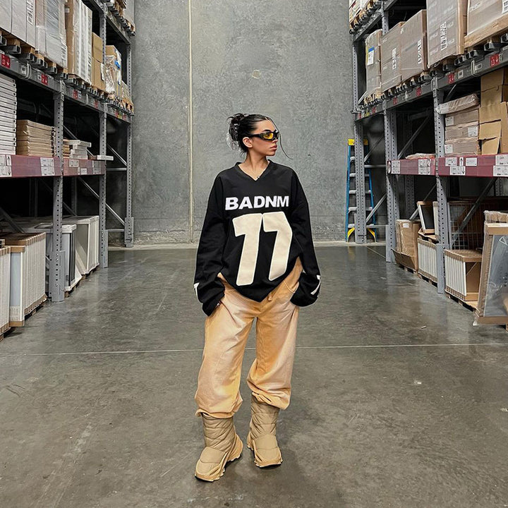 Damen Oversize Sport-Sweatshirt mit V-Ausschnitt und Statement-Print Echo Archiv