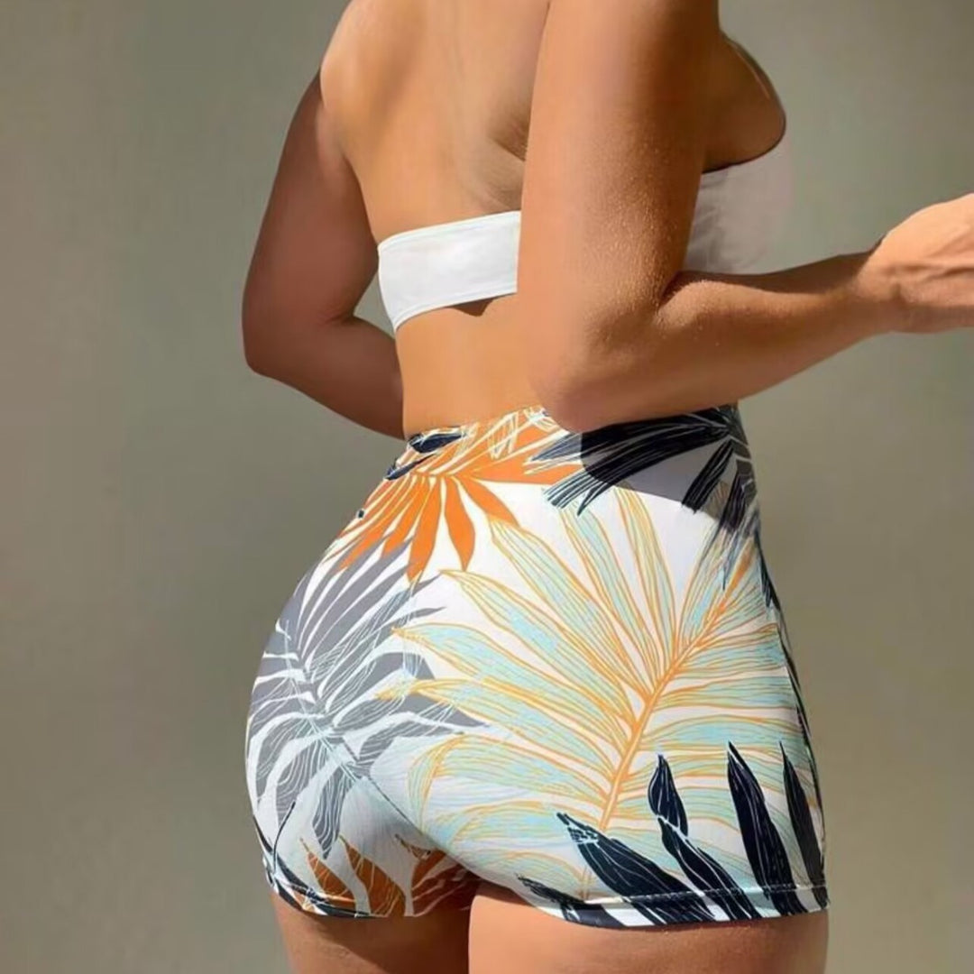 Damen Bikiniset mit hoch geschnittenem Hosenrock und elegantem Knoten Echo Archiv