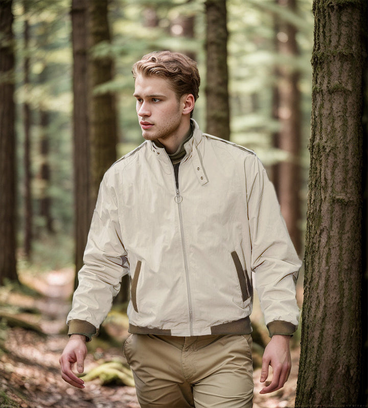 Herren vielseitige Übergangsjacke mit praktischen Taschen und modernem Stehkragen Echoarchiv