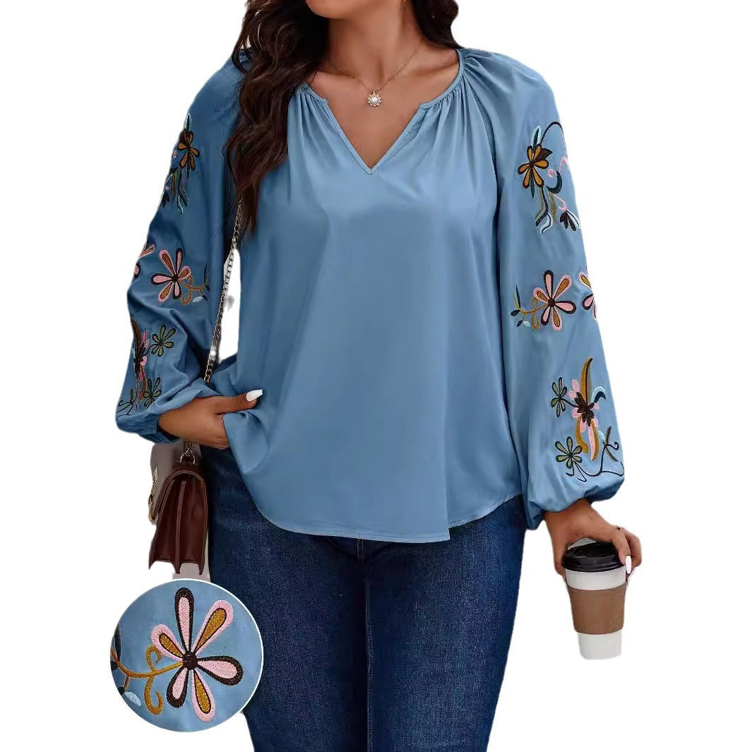 Damen Locker sitzende V-Ausschnitt Bluse mit floraler Stickerei an Ballonärmeln – Élovi