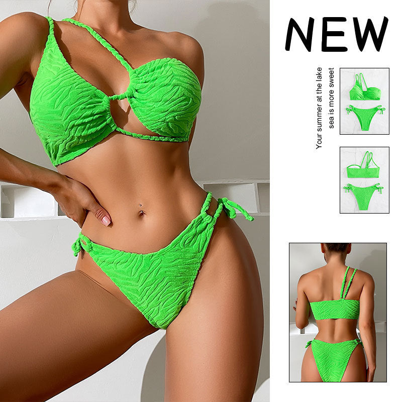 Damen Triangel-Bikini mit raffiniertem Wickeldetail und verspielten Trägern Echo Archiv