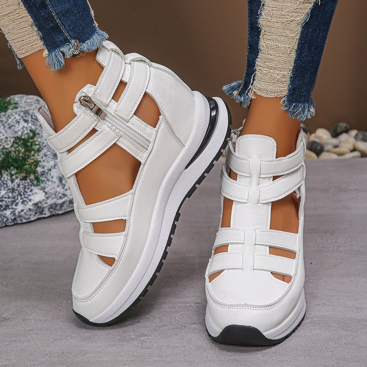 Damen Sportliche Plateau-Sandale mit geflochtenem Riemen und dämpfender Profilsohle – Sorelia