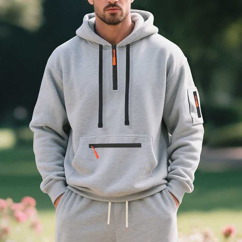 Herren sportlicher Kapuzenpullover mit Reißverschluss und praktischen Taschen Echoarchiv