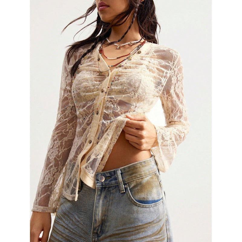 Damen Spitzenbluse mit zarter Wirkung und Knopfdetails Echo Archiv