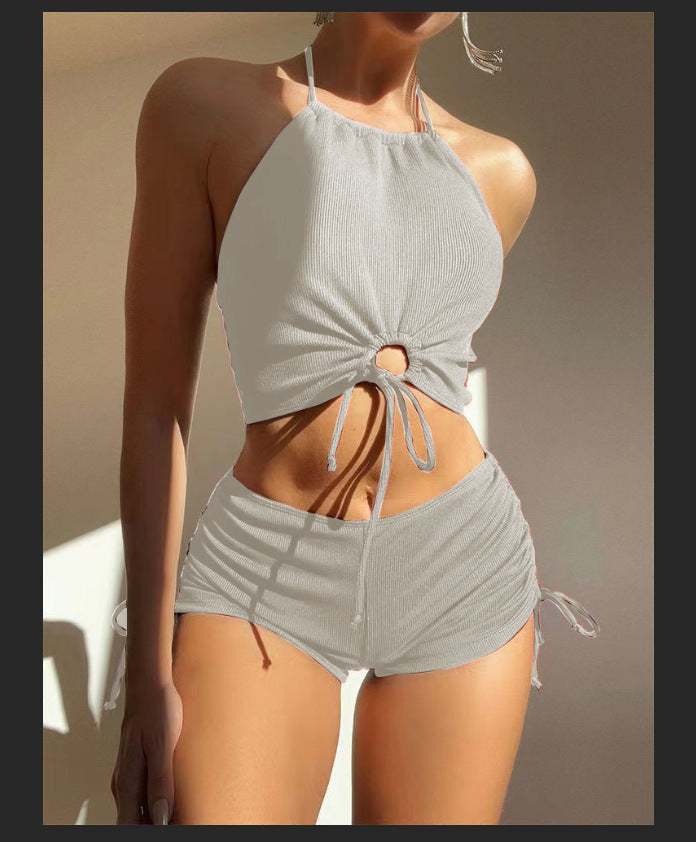 Damen Sportliches Badeoberteil mit innovativer Raffung und verstellbaren Trägern Echo Archiv