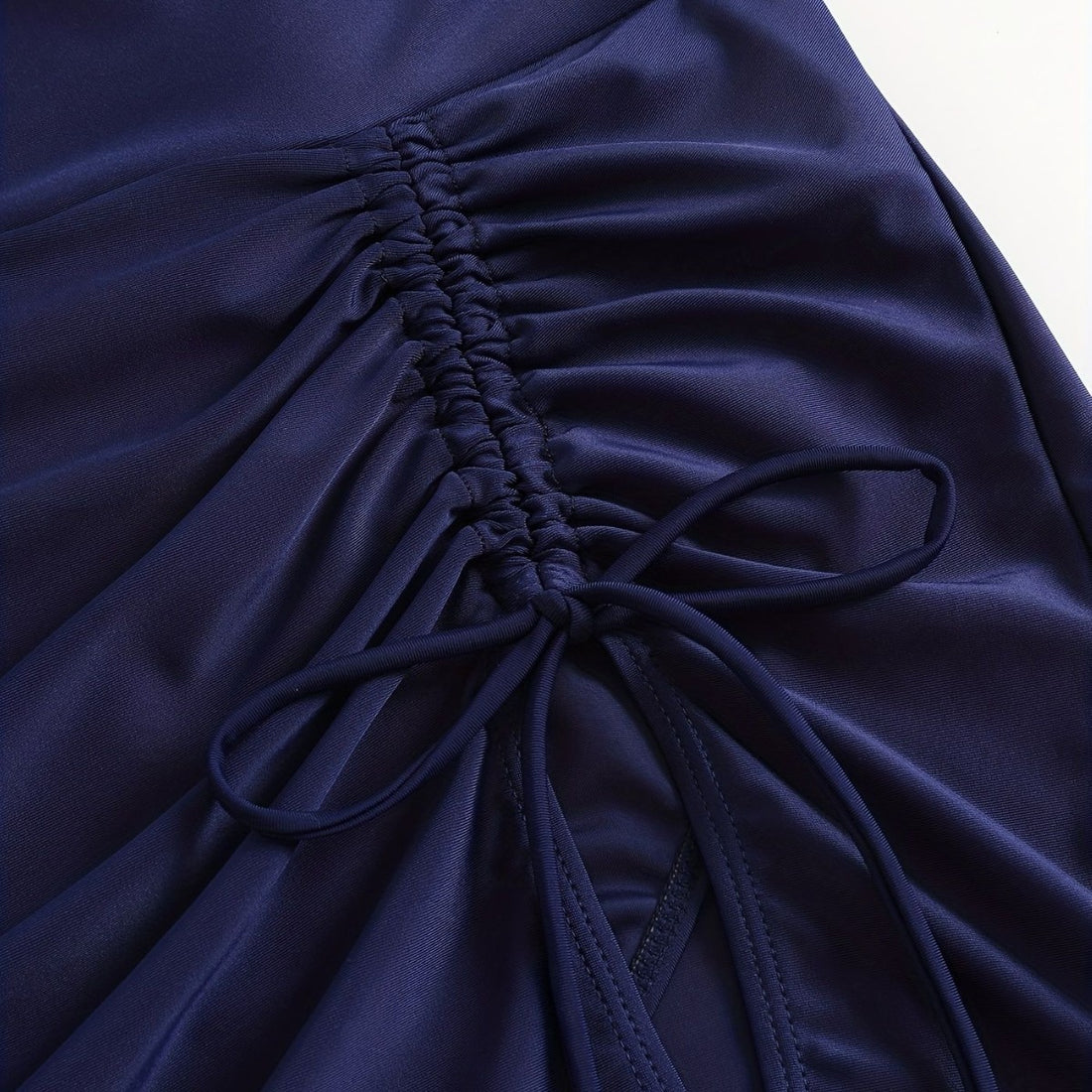 Damen Baderock mit regulierbarem Rüschen-Detail – Avérine
