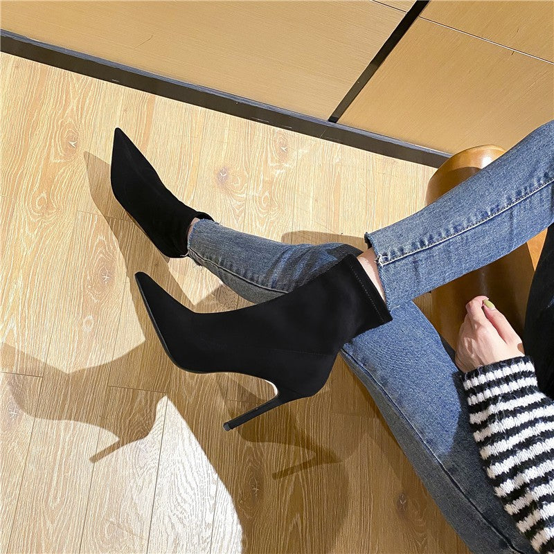 Damen Stretch‑Sockboot mit spitzer Zehenpartie und schmalem Stiletto Echo Archiv