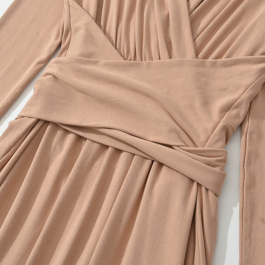 Damen Maxi-Wickelkleid mit taillierter Wickelpartie und langen Ärmeln Echoarchiv