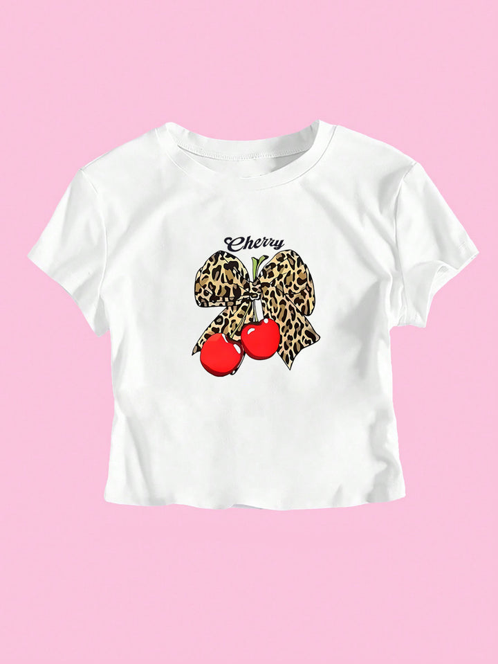 Damen Crop-T-Shirt mit verspieltem Leoparden-Schleifenmotiv und fruchtigem Print Echo Archiv