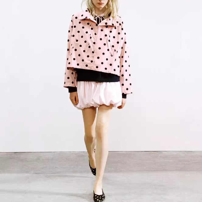 Damen Cropped-Übergangsjacke im Polka‑Dot‑Design mit kastiger Silhouette und Kapuze Echoarchiv