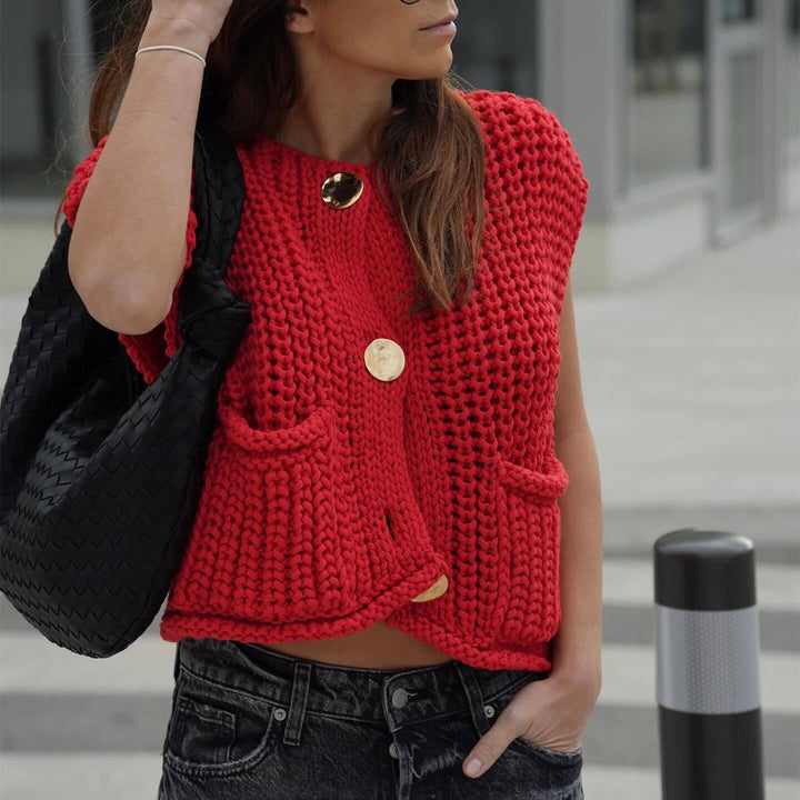 Damen Kurzgeschnittene Ärmellose Strickweste mit V-Ausschnitt und Zierknöpfen – Veloura