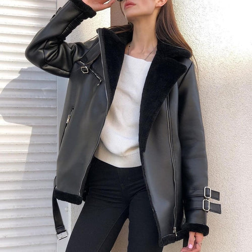 Damen Oversized Kunstleder-Fliegerjacke mit Teddyfell-Futter und Schnallen Echoarchiv