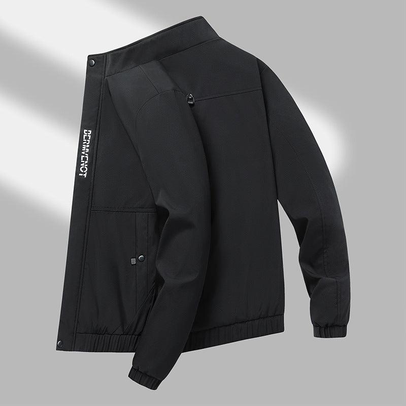 Herren modische Übergangsjacke mit verstellbaren Ärmeln und praktischen Taschen Echoarchiv