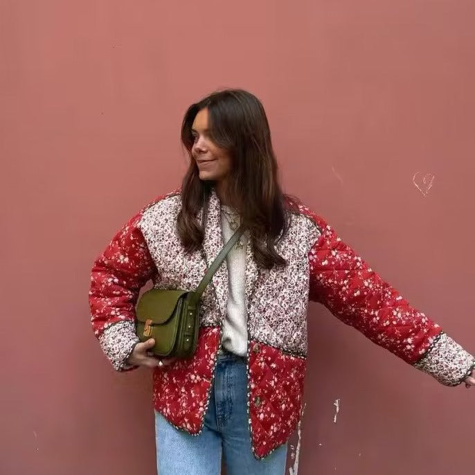 Damen nan gesteppte Patchprint Übergangsjacke mit Schalkragen, dekorativer Paspel und aufgesetzten Taschen Echo Archiv