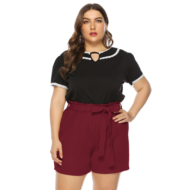 Damen modisches Oberteil mit Rüschenärmel und eleganten Shorts Echo Archiv