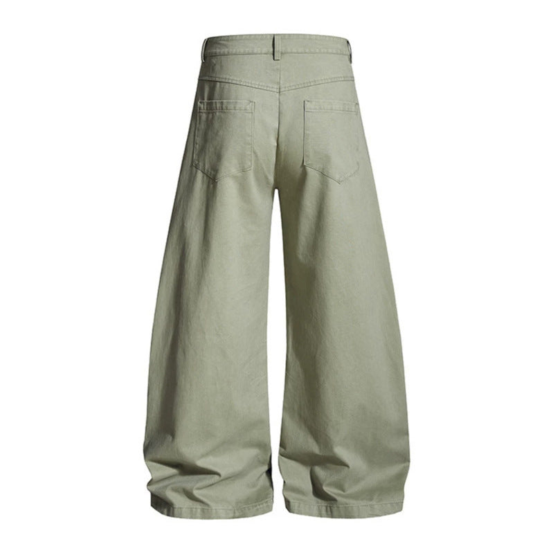 Damen Weite Culotte-Cargohose mit hohem Bund und Metallnieten, tiefer Schritt und aufgesetzten Taschen Echoarchiv