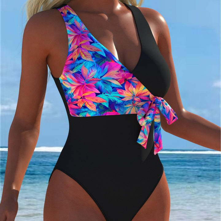 Damen Einteiler Badeanzug mit femininem Wickeldetail und auffälligem Floral-Design Echo Archiv