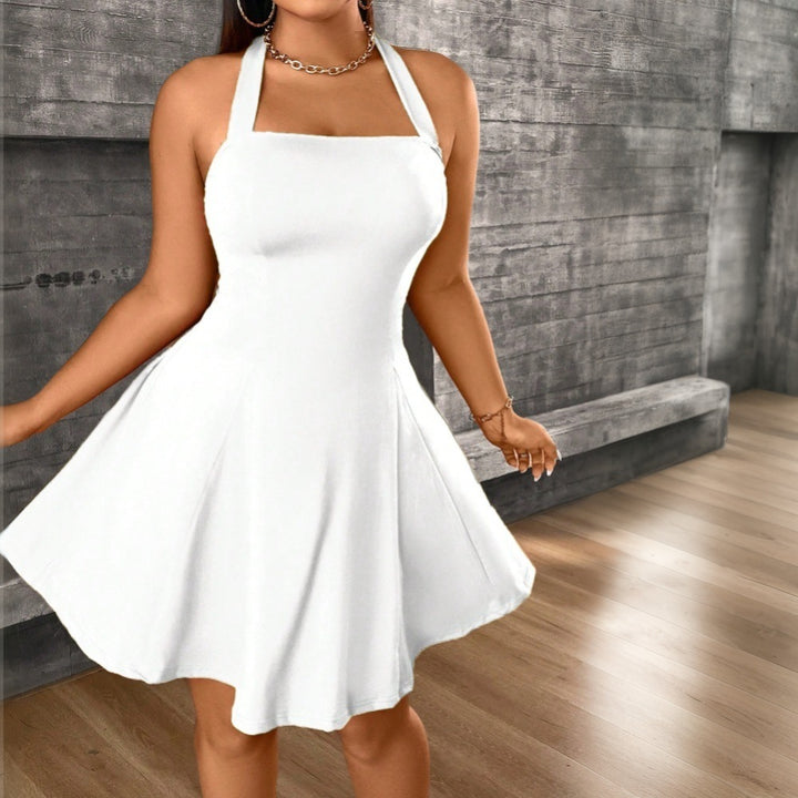 Damen A-Linien Kleid mit schulterfreiem Design und elegantem Schnitt Echo Archiv