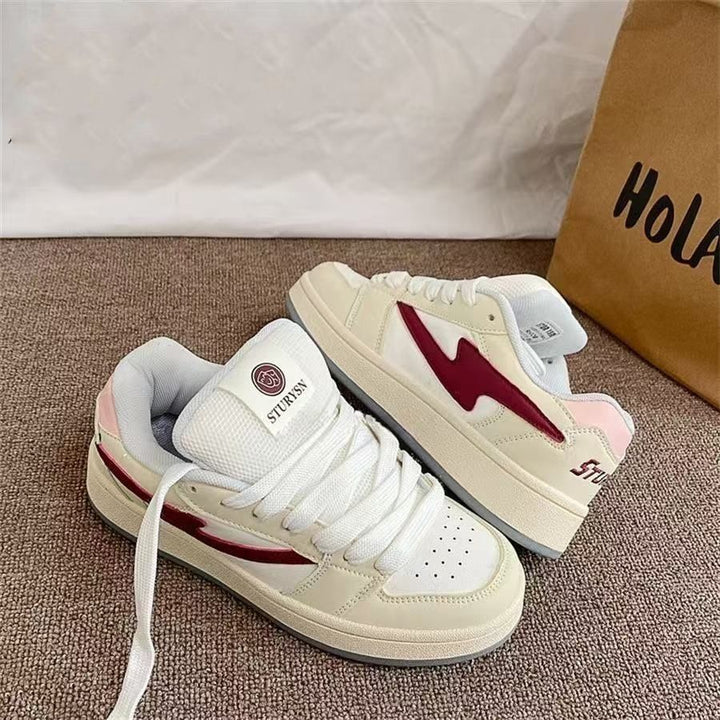 Damen Sneakers im sportlich-eleganten Design mit atmungsaktivem Obermaterial Echo Archiv