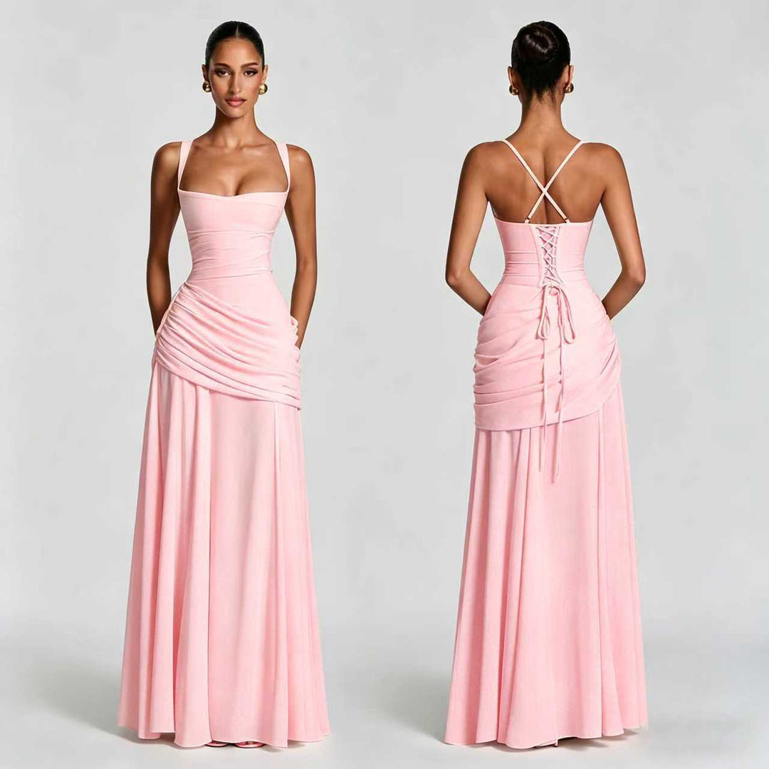 Damen Elegantes, schulterfreies Abendkleid mit raffinierten Drapierungen und fließendem Schnitt Echoarchiv