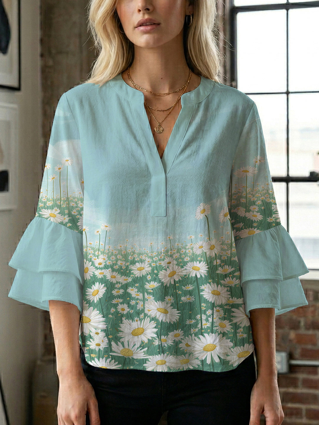Damen Elegantes Oberteil mit voluminösen Rüchenärmeln und floralem Druck Echo Archiv