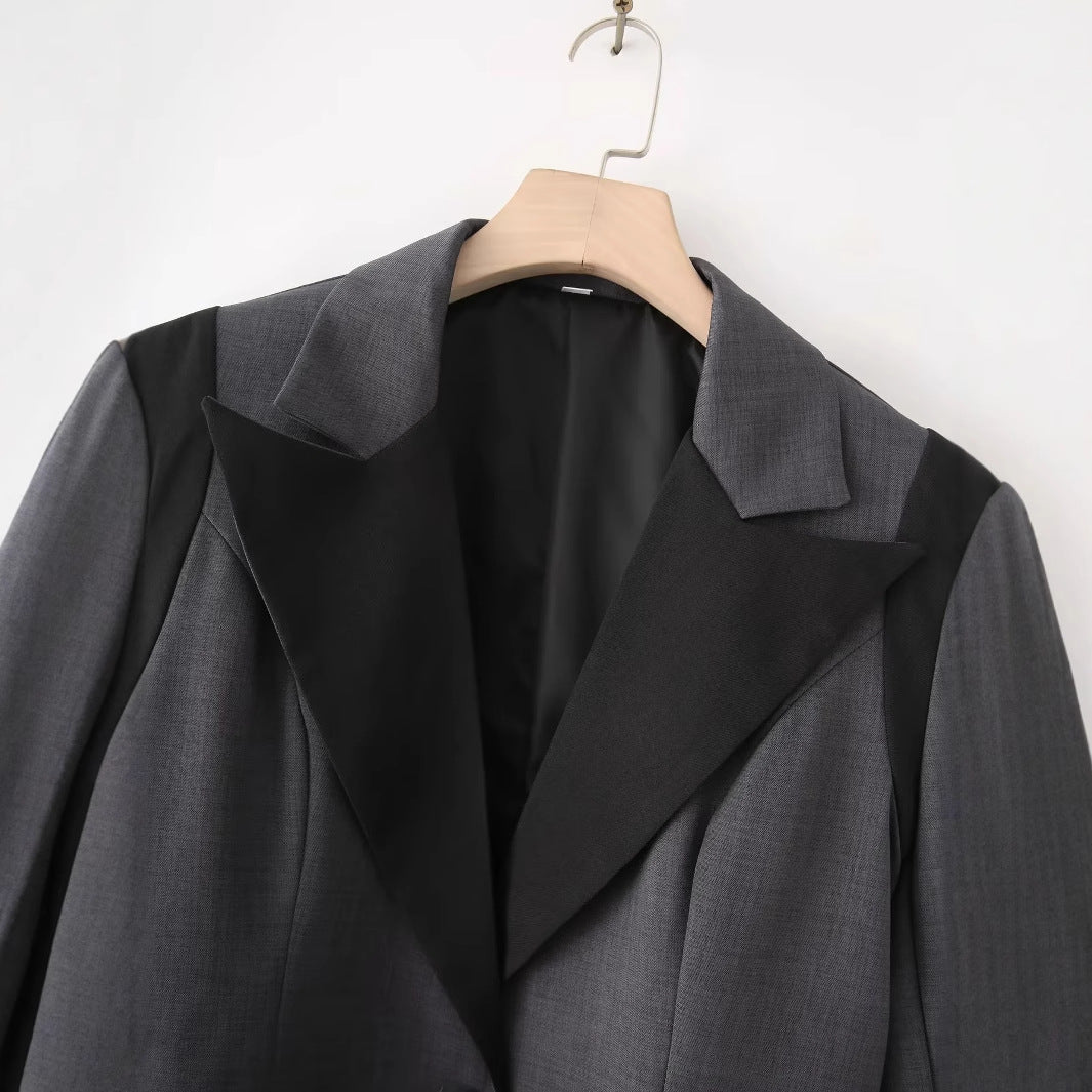 Damen nan weitgeschnittener Blazer mit kontrastierendem Revers, einreihiger Knopfleiste und Pattentaschen Echo Archiv