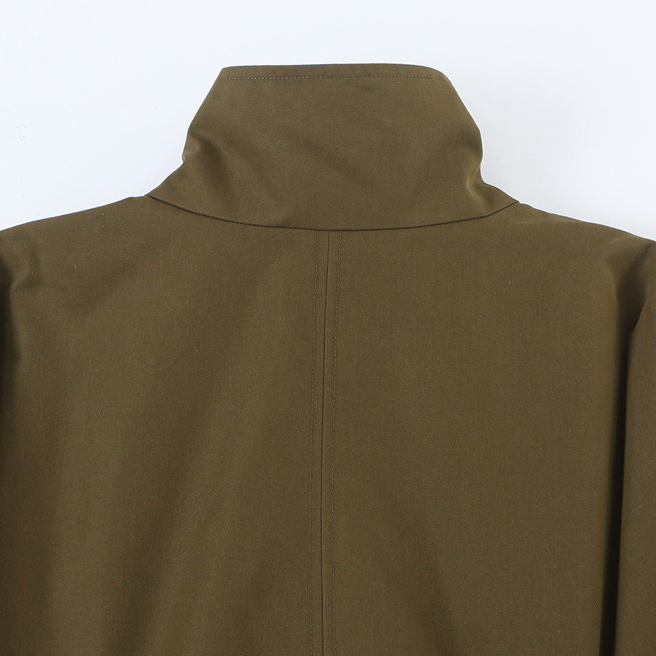 Damen Kurzjacke mit Tunnelzug-Taille, hohem Stehkragen und asymmetrischer Knopfleiste Echoarchiv