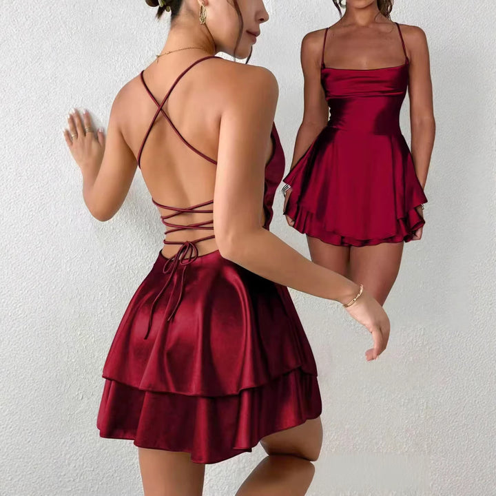 Damen Charmantes Minikleid mit Schichten und Spaghettiträgern Echo Archiv