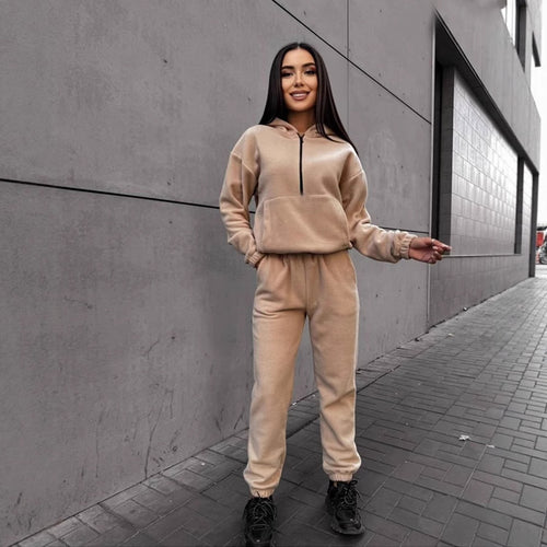 Damen sportliches Fleece-Set mit halbhohem Reißverschluss Kapuzenhoodie und lässiger Jogginghose – Avérine