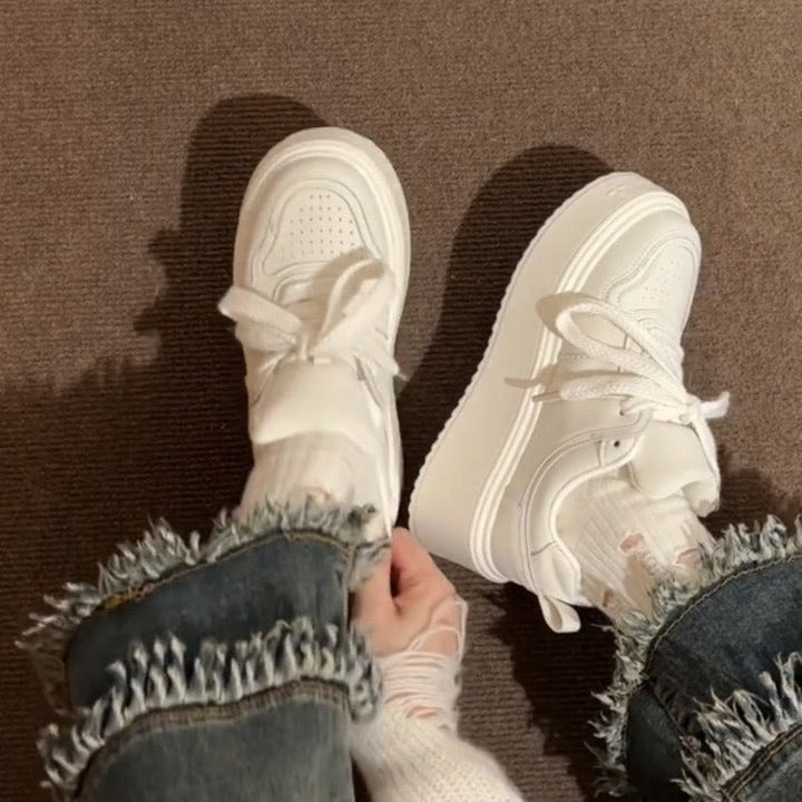 Damen Chunky Sneakers mit stabiler Plateau-Sohle und atmungsaktivem Obermaterial Echo Archiv