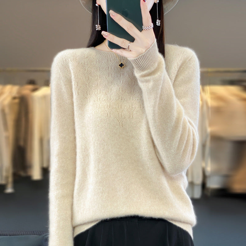 Damen Kuscheliger Midweight Rundhals-Pullover aus Angora-Blend mit feinem Flor und schmalem Bündchen Echoarchiv