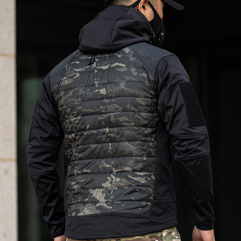 Herren funktionale Outdoor-Jacke mit isolierter Steppstruktur Echoarchiv