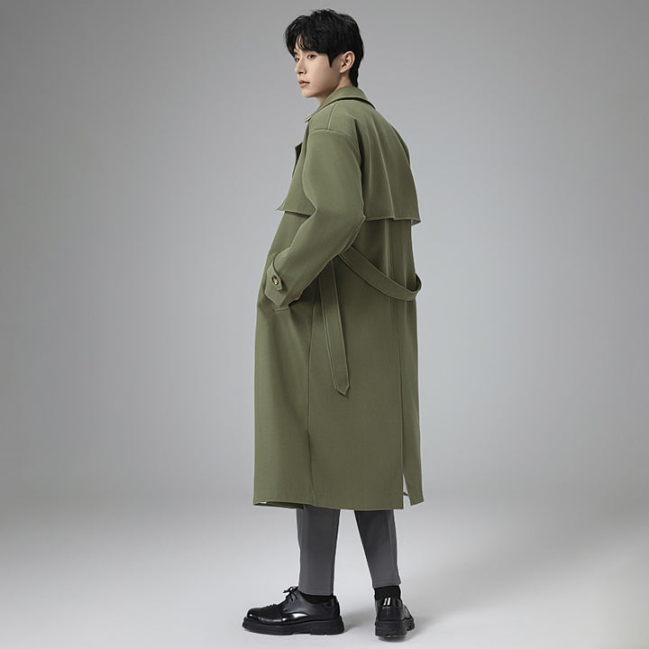 Herren Trenchcoat im minimalistischen Doppelreiher mit breitem Schalkragen und Taillengürtel Echoarchiv