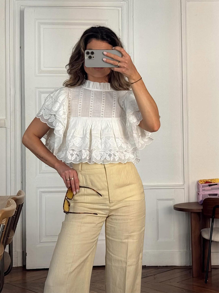 Damen Spitzenbluse im Cropped-Volantstil mit Stehkragen und Lagenrüschen Echoarchiv